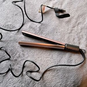Kipozi Hair Straightener